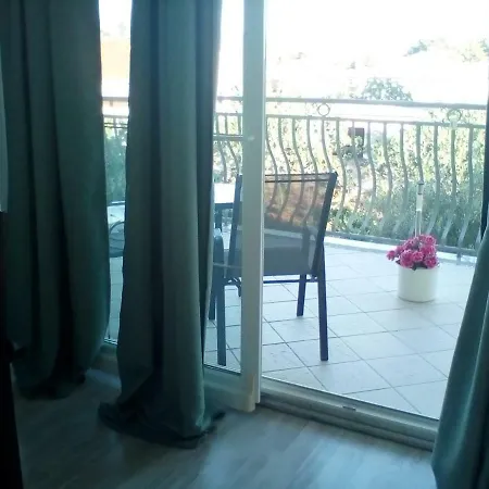 Ana Gostinjska kuća
