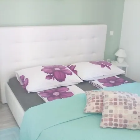 Pensionat Ana Krk Town