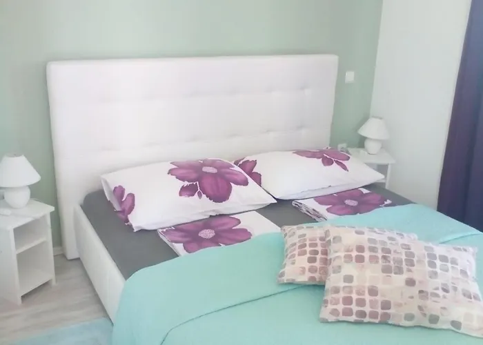 Pensionat Ana Krk Town