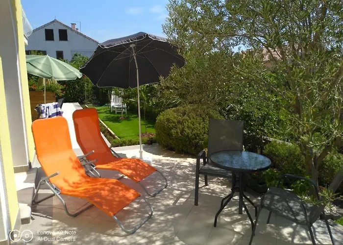 Gostinjska kuća Ana 4*