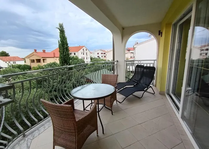 Gostinjska kuća Ana 4*